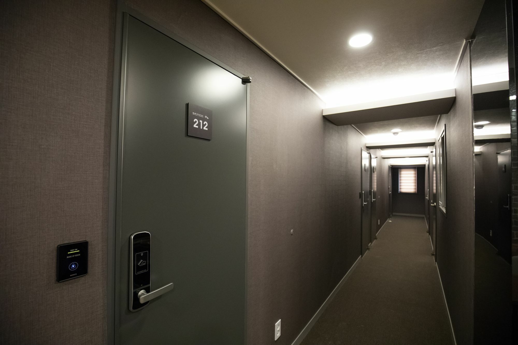 Blue Mountain Myeong-Dong Hotel Сеул Екстериор снимка