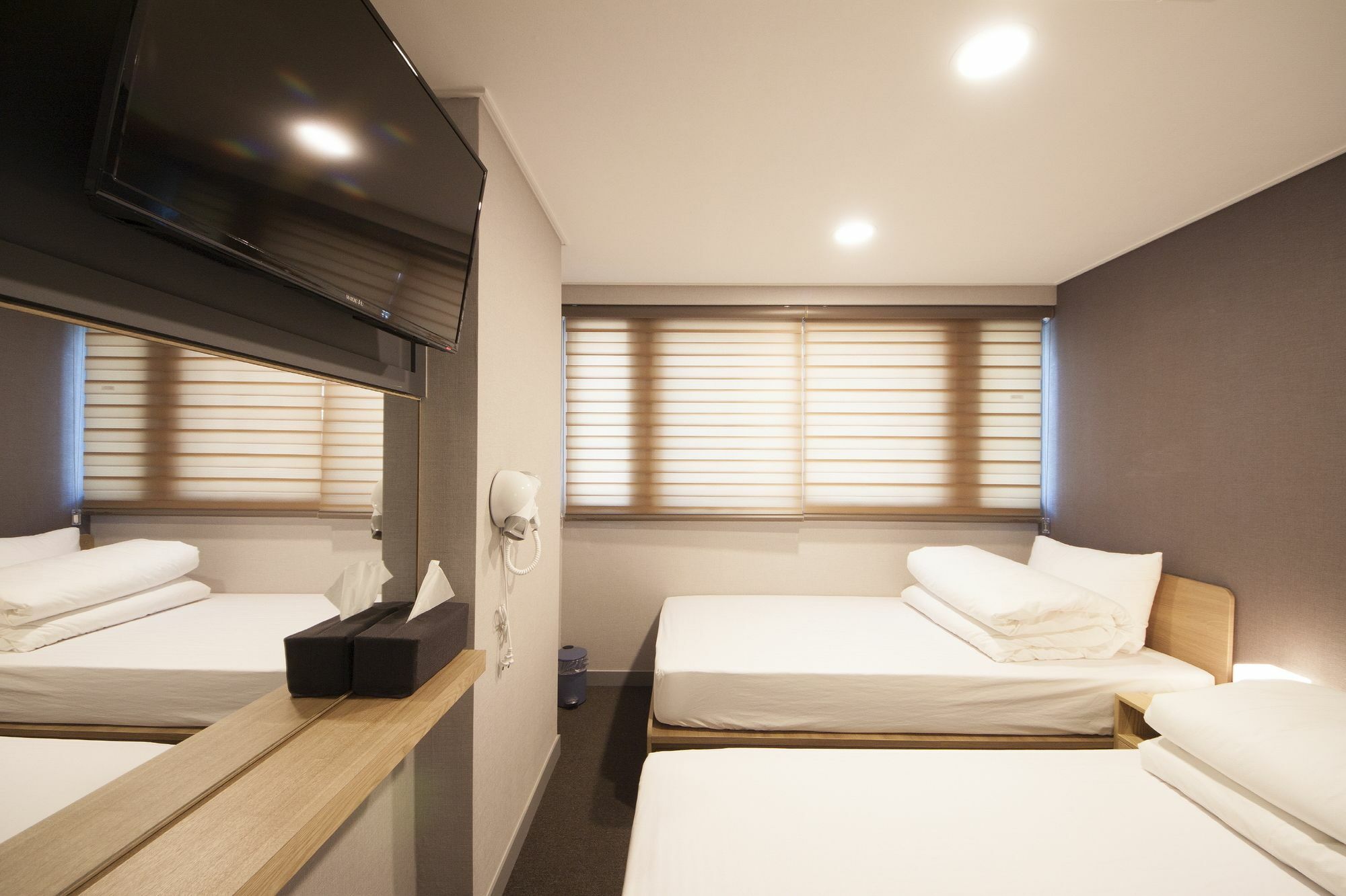 Blue Mountain Myeong-Dong Hotel Сеул Екстериор снимка