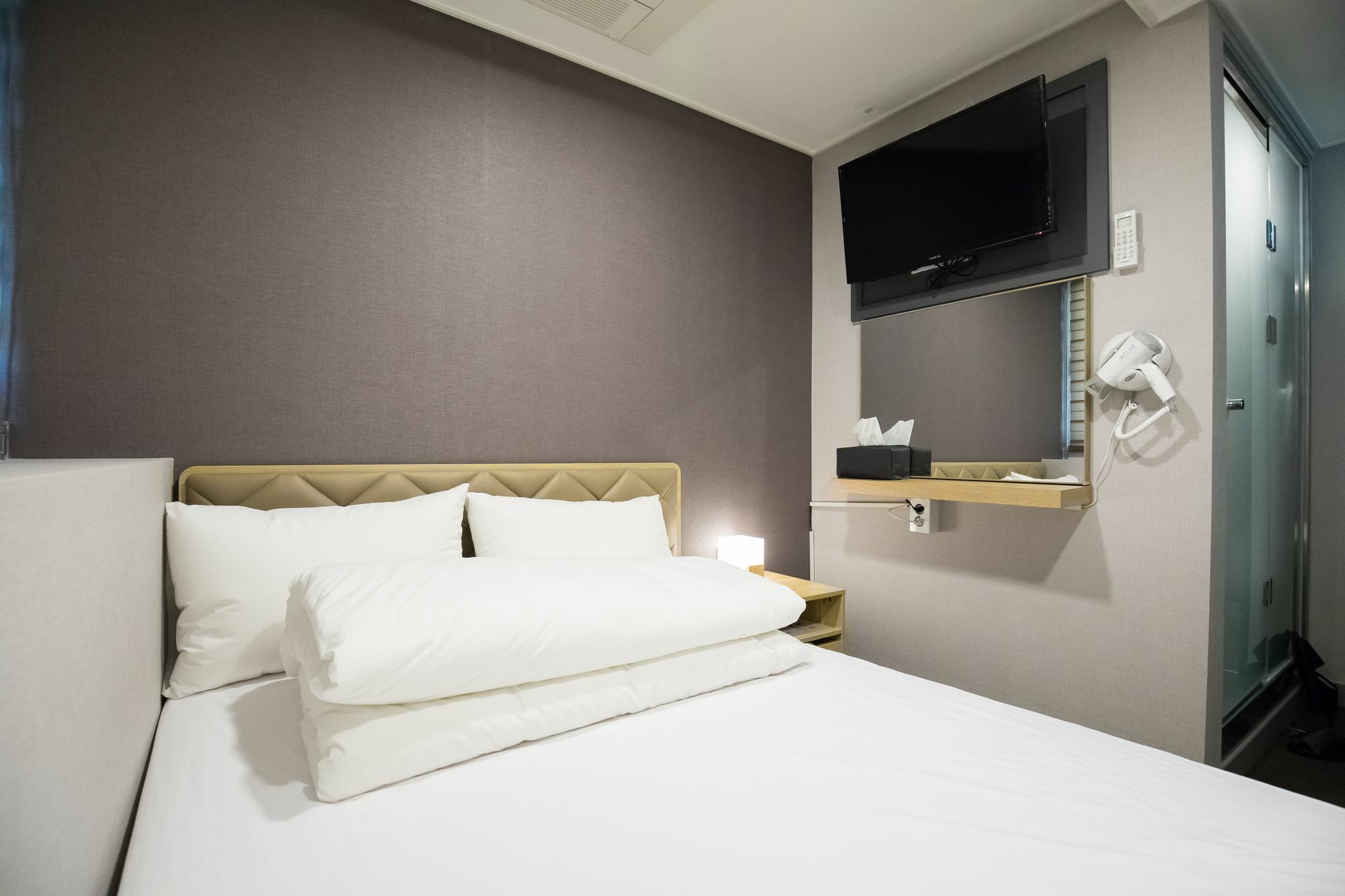 Blue Mountain Myeong-Dong Hotel Сеул Екстериор снимка