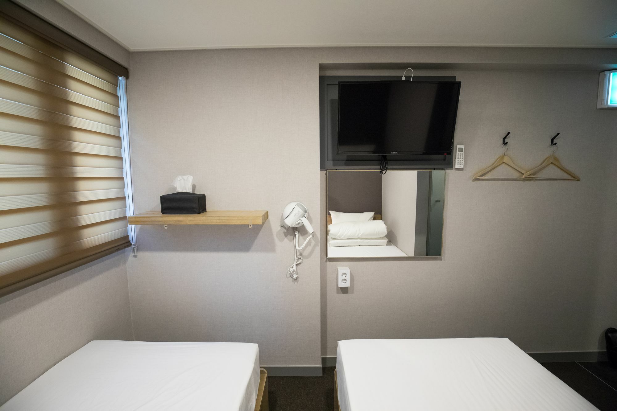 Blue Mountain Myeong-Dong Hotel Сеул Екстериор снимка